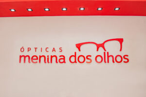ÓTICA MENINA DOS OLHOS -30